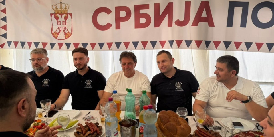 Ministar Gašić posetio Kučevo! Pokazao veliko poštovanje prema građanima, pa poručio: "Srbija mora nastaviti putem razvoja!" (VIDEO)