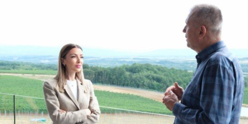 Ministarka Mesarović u Blacu: Nastavljamo da podržavamo one koji investiraju
