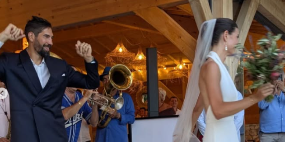 Oženio se legendarni Srbin - Trubači zapalili svadbu o kojoj svi pričaju