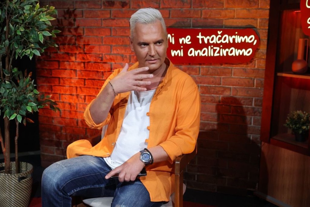 "Za 10.000 evra da se prodam?" Milan bio na udaru moćnika - Odbio ih na keca, a tražili da ćuti!