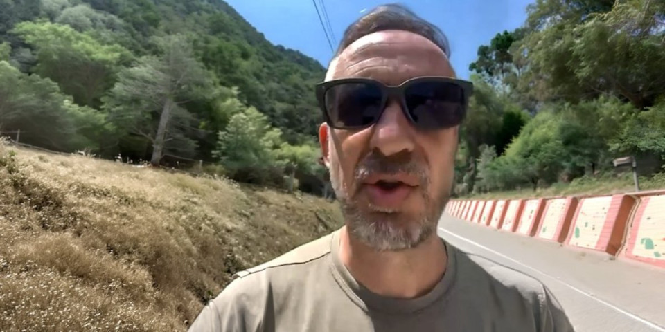 Neviđena mržnja sopstvenog naroda! Opozicionar Vladan Sinđić pljuje po srpskim herojima! (VIDEO)
