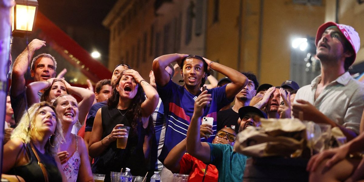 Navijači Francuska foto Reuters Manon Cruz