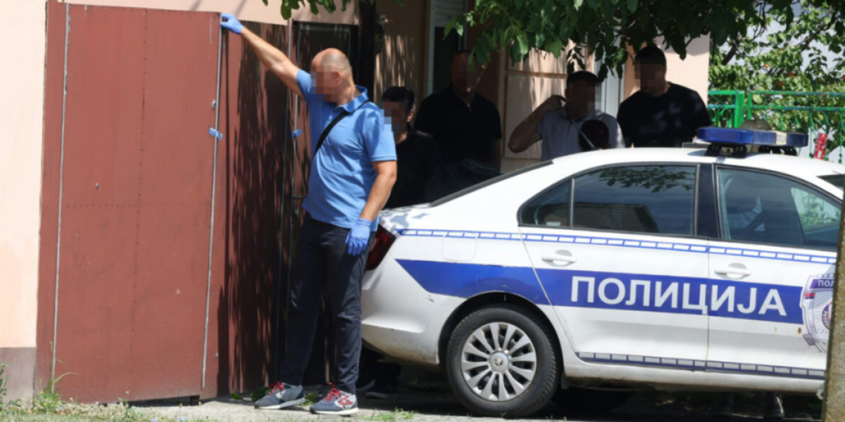 Policija obezbeđuje mesto zločina