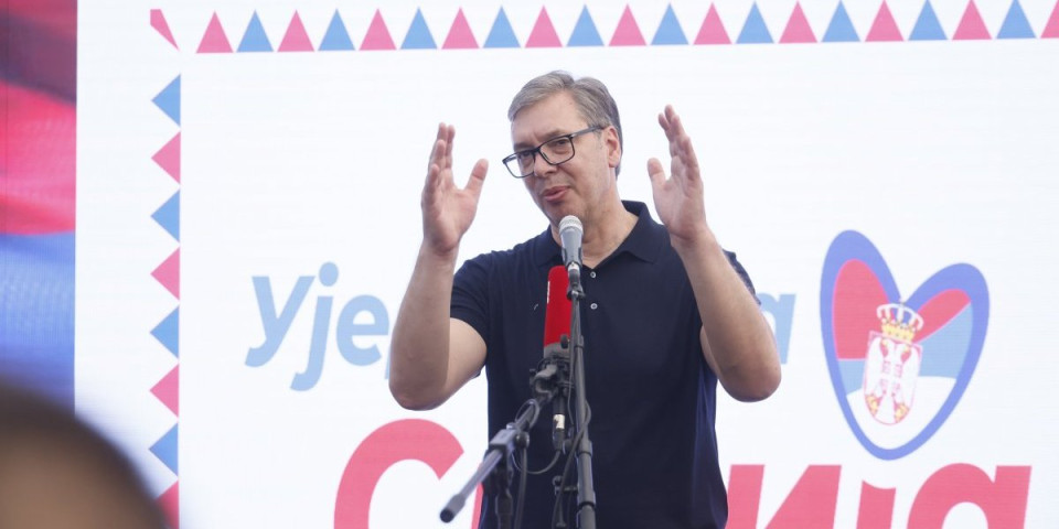 "Molio sam ih da dođu na razgovor, nisu hteli!" Vučič raskrinkao blokadere: Želeli su nemire, a ne dijalog