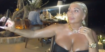 Nekad hapsila, a danas mami na greh! Seksi bivša inspektorka u akciji - Snimak za balkona se ne preskače