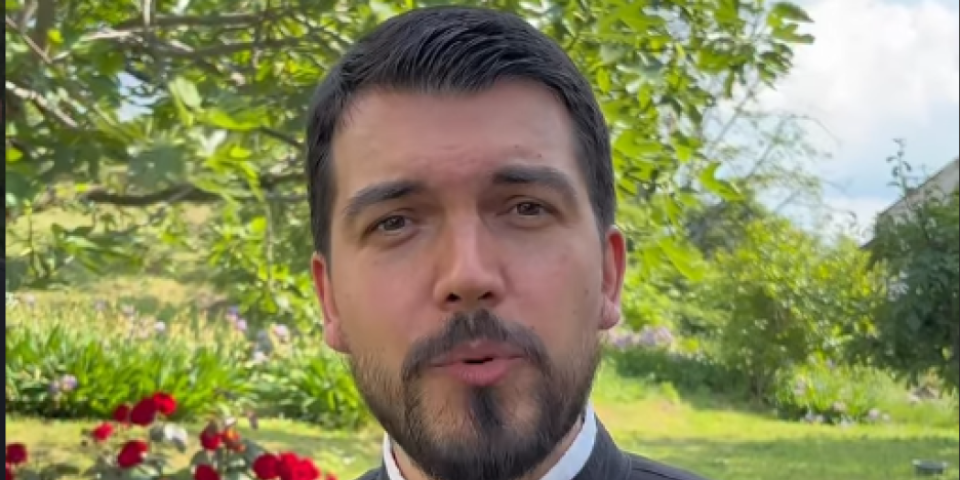 Odzvanjaju reči starca Tadeja: Oglasio se sveštenik SPC - Ovo svaki vernik treba da čuje (VIDEO)