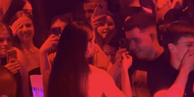 Katarina Živković dobila Roleks od fana usred nastupa: Njen odgovor oduševio sve u diskoteci!