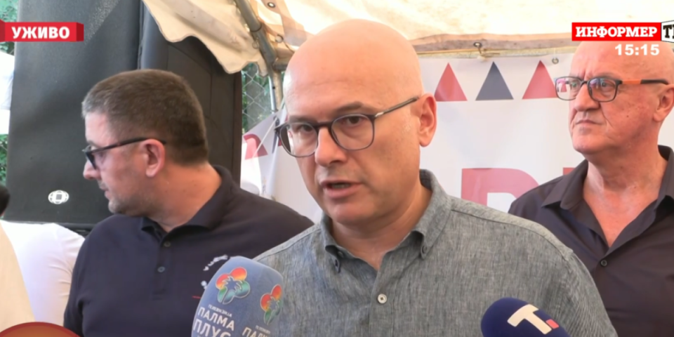 Ujedinjena Srbija je nepobediva! Miloš Vučević u Jagodini: Dok drugi ruše, mi gradimo i pobeđujemo! (FOTO)