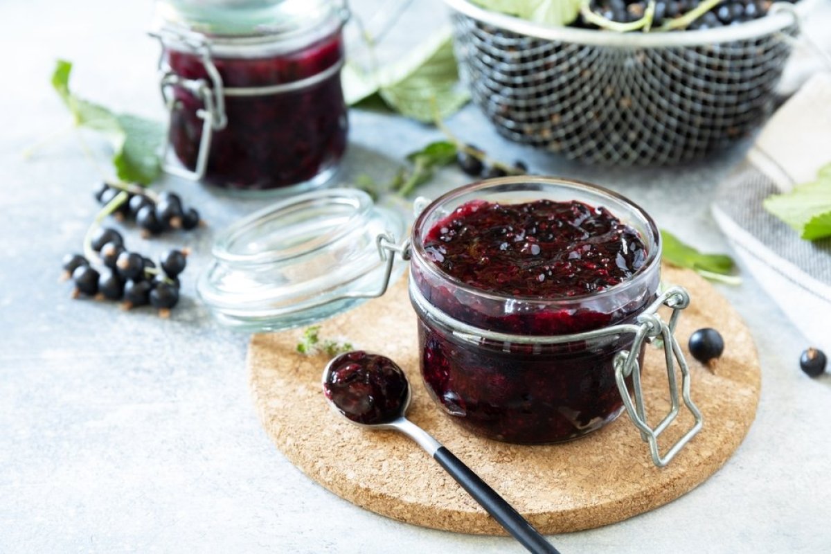 Recept za džem od crnog grožđa: Savršen namaz koji osvaja ukusom