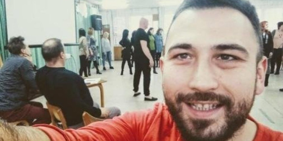 Skandal! Blokaderi stavili na svoju listu perverznjaka sa krivičnom prijavom - Pogledajte na šta je navodio decu