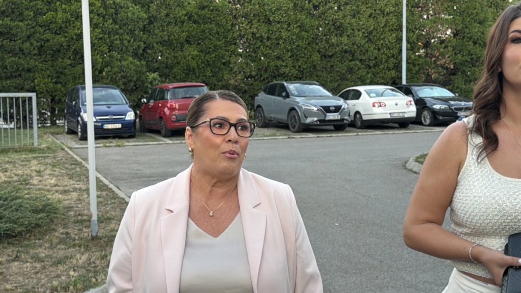 Asminova porodica stigla u Šimanovce! Čekaju susret sa njim, evo šta kažu posle svega