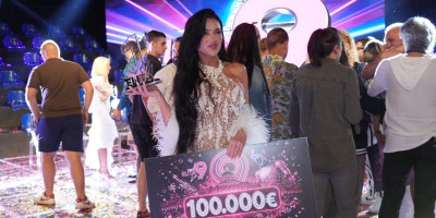 Svi se pitaju gde je pobednica, a Informer ima odgovor! Stanija odmah posle finala završila u odajama ovog dase (VIDEO)
