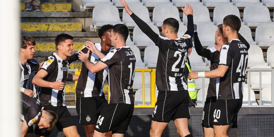 Čudo od deteta napušta Partizan? Engleze zaludeo crno-beli biser
