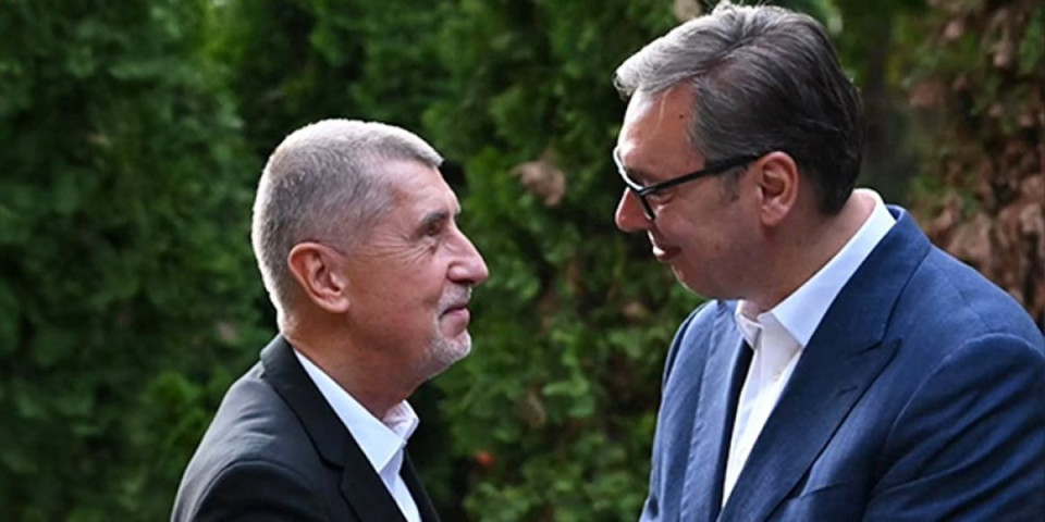 Babiš u Srbiji: Pogledajte svečan doček - Predsednik Vučić otkrio šta je pripremljeno za gosta iz Češke (FOTO/VIDEO)