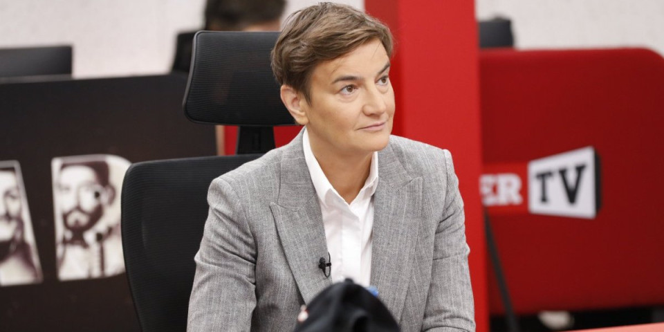 "Picula i ove godine slavi ratni zločin!" Brnabić: Baš ti koje on slavi ubili su sa 12 metaka dvanaestogodišnjeg sina Nevenke Dobrić