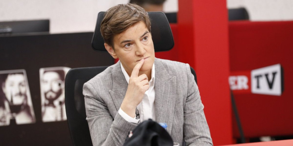 "Evo, Srbijo, to je alternativa koju nude!" Brnabić pravo u metu - Ogolila licemerje drekavca iz Skupštine (FOTO)