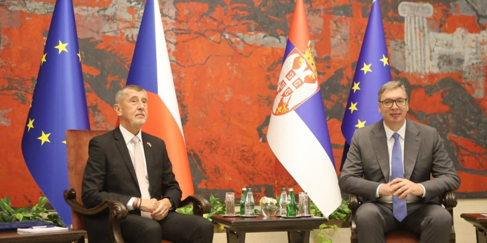 Vučić se sastao sa Babišem: Predsednik Srbije i češki premijer razgovaraju u četiri oka (FOTO)
