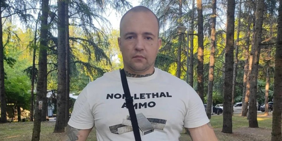 "Još jednom sa tetovažom dođi na Banjicu..." Princ isprozivao Kengura da je cinkaroš - Preti da će "završiti u kolicima"