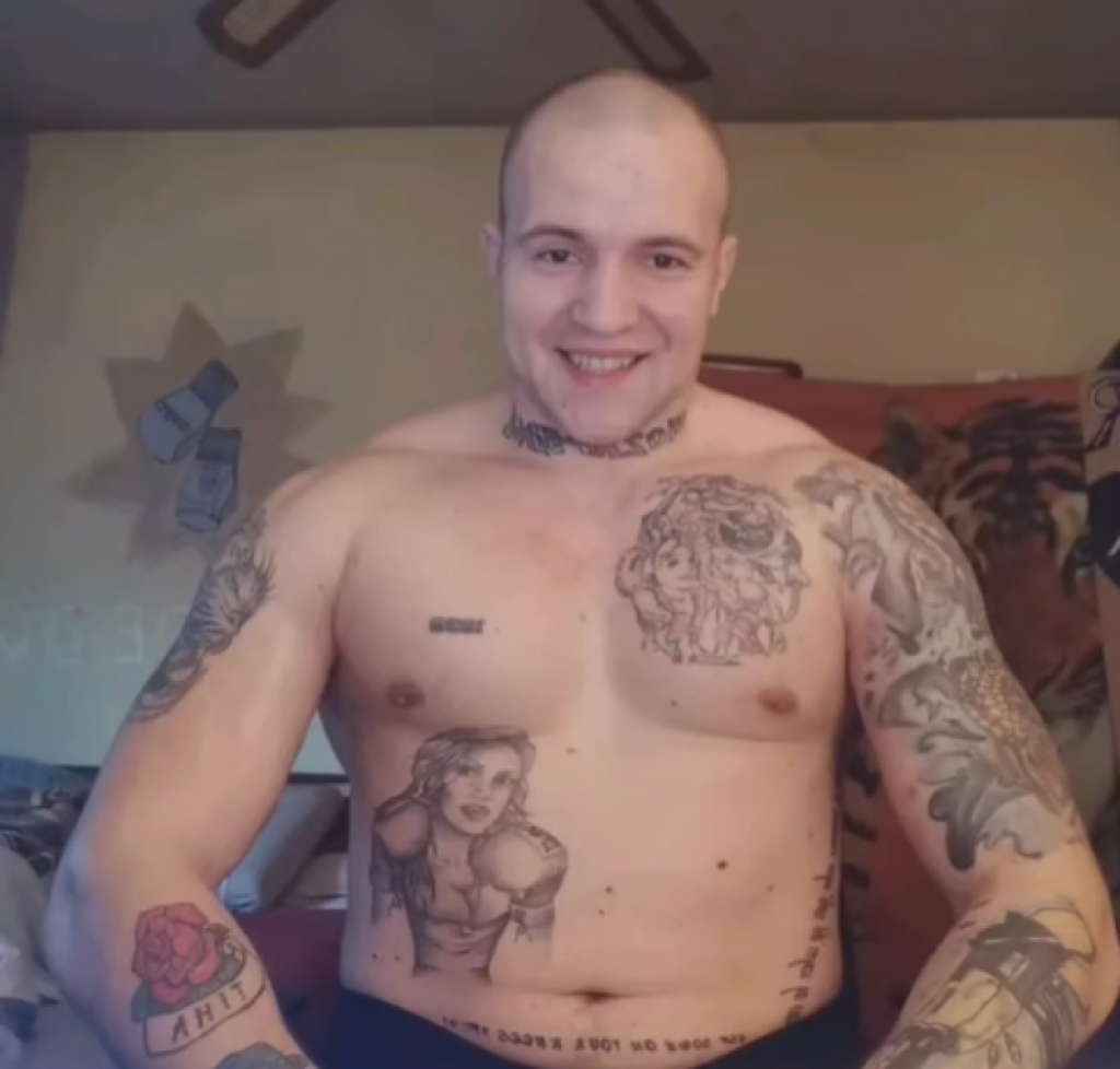 Pretukao ga Kristijan Golubović, maltretirao svoju devojku u lajvu: Skandalozna biografija Kengura koji se tukao na Banjici