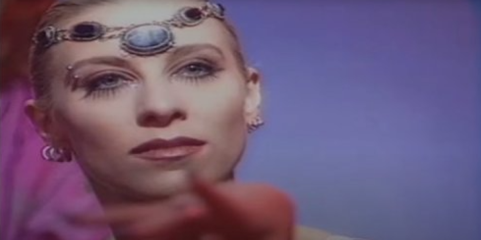 Ovako danas izgleda Manuela iz grupe Twins: Godinama se ne eksponira, a i danas žari i pali