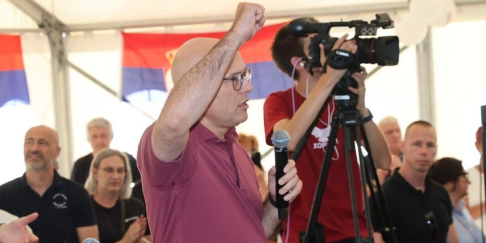 "Ne damo Vojvodinu": Vučević zagrmeo sa severa Srbije, pa se direktno obratio tužiteljki Paunović i svim ostalim antisrbima