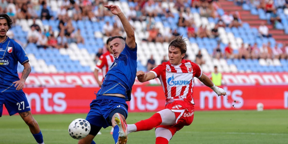 Kraj! Zvezda slavila u derbiju kola, Bukari i deca izbušili mrežu Vojvodine
