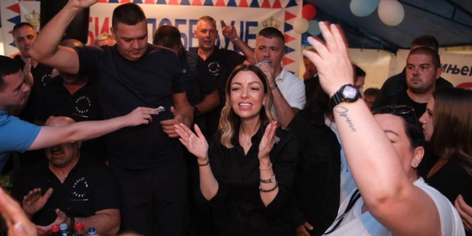 Mesarović u Gradcu kod Ivanjice: Država će nastaviti ulaganja u golijska sela, važno je sačuvati jedinstvo Srbije (FOTO)