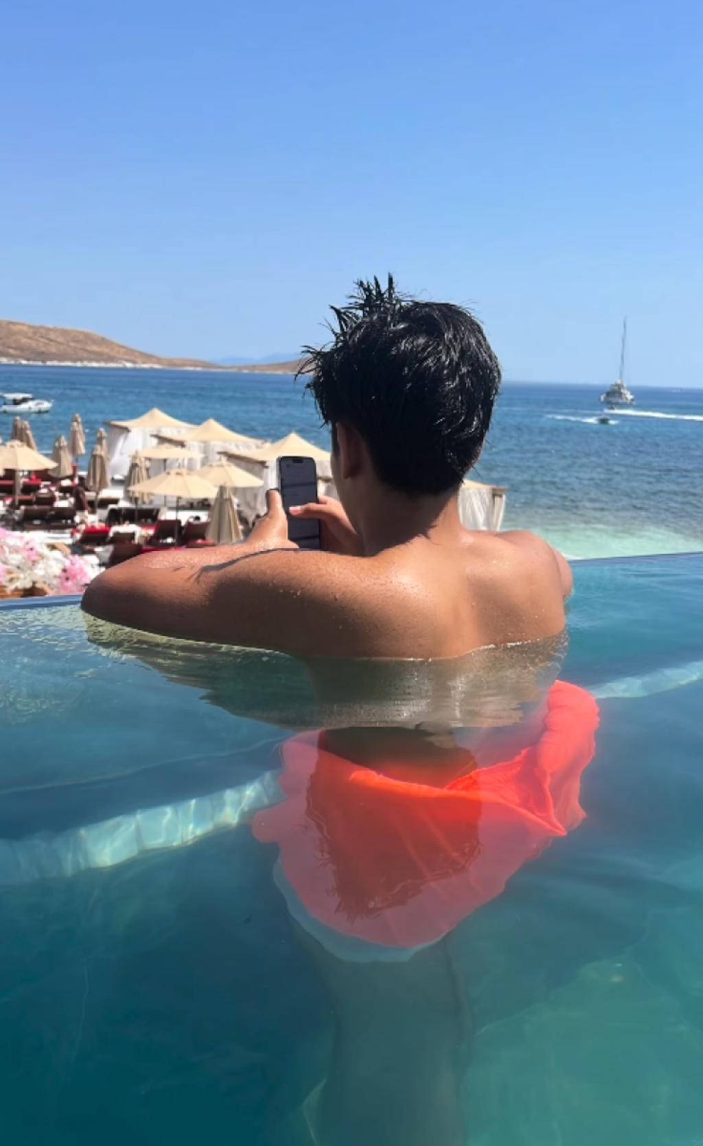 Rastali se Luka i trudna Anita: Vujović spakovao kofere i napustio Srbiju (FOTO)