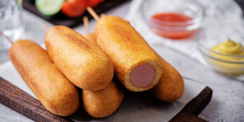 Domaći korn dog: Deca ga obožavaju, a gotov je za manje od pola sata