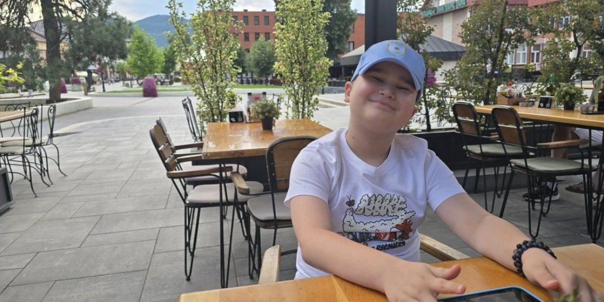 Andrija vodio tešku borbu sa retkim oboljenjem krvnih sudova mozga