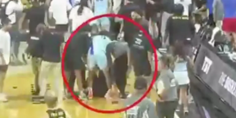 Lice joj potpuno uništeno, kost probila kožu! Brutalan haos na terenu umalo koštao devojku života (VIDEO)
