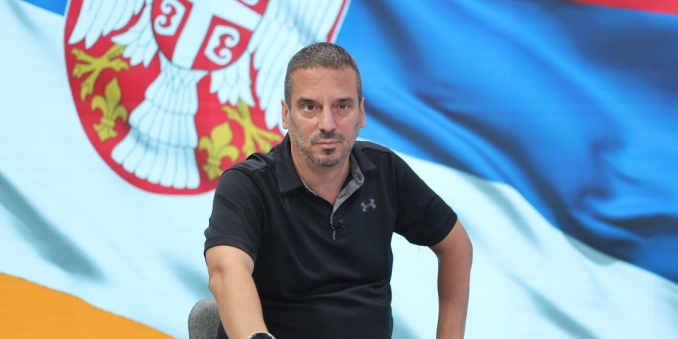 Piper brutalno o blokaderskom profesoru iz Niša: 2,2 miliona građana nazvao nepismenima i primitivcima!