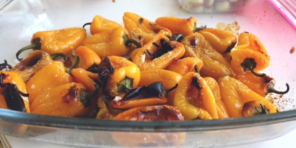 Žute belolučene paprike: Pravi kafanski recept sa juga Srbije