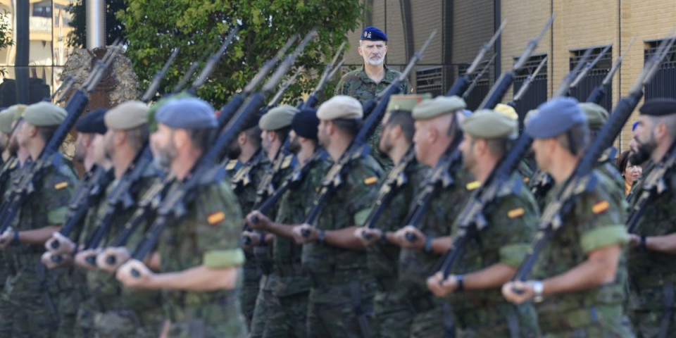 (VIDEO) "Granica je pala!" Prodire 30.000 ljudi sa svih strana: Vojska se sprema, država na nogama, stanje je nikad kritičnije