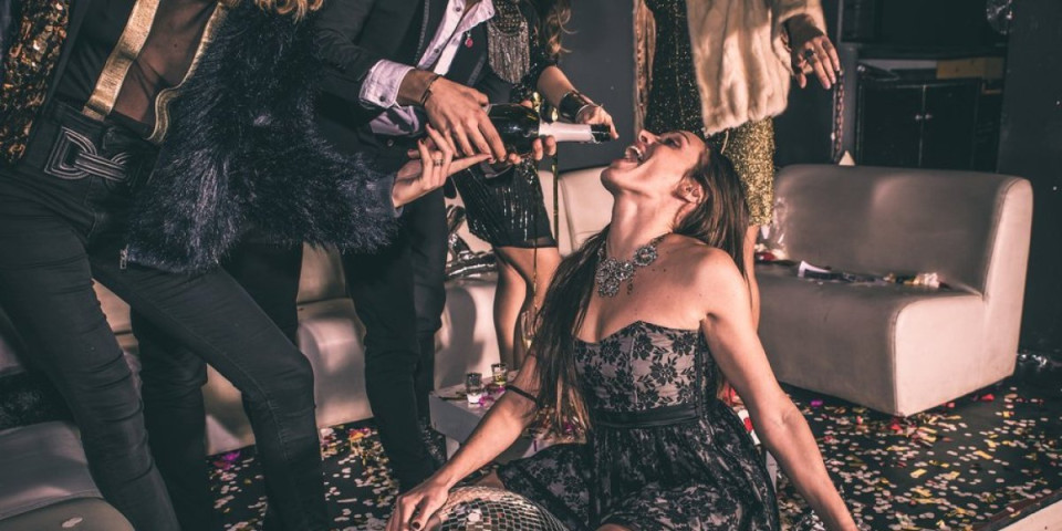 "Ovakav blud nisam očekivao": Ispovest sa najveće svingerske žurke - Tajna soba sa klupom za bičevanje
