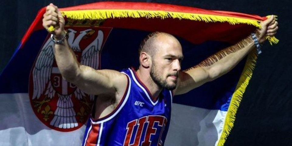 Scena iz Beograda obišla svet: Srpski sportisti burno proslavili Medićevu pobedu (VIDEO)
