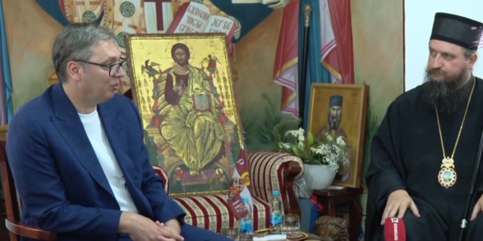 "Upisali ste se i istoriju hrama!" Episkop Sergije poslao moćnu poruku Vučiću: Narod vam ovo nikada neće zaboraviti (FOTO/VIDEO)