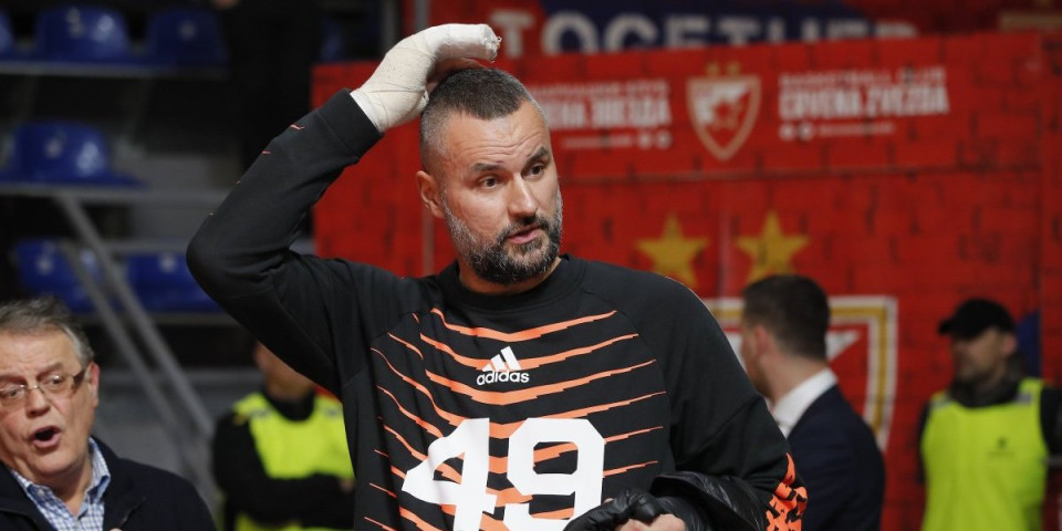 Herojski čin! Milan Gurović iz zapaljenog automobila spasao čoveka, sekunde ga delile od smrti