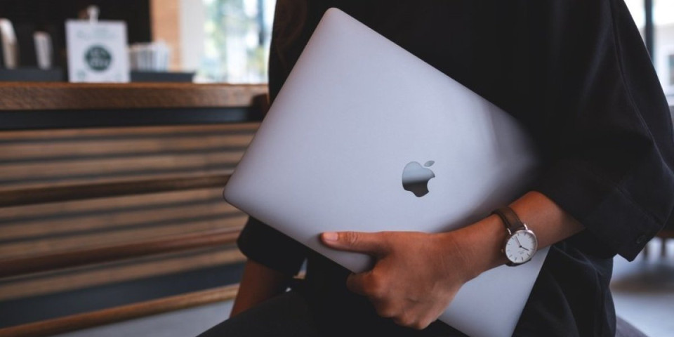Stiže Macbook sa ekranom osetljivim na dodir: Evo šta nam spremaju za oktobar