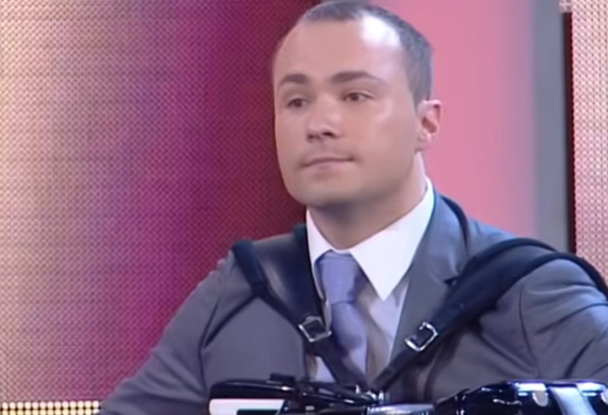 Čekali svojih 5 minuta! Gledali ste ih godinama na TV-u, a niste imali pojma ko su - Ovi VIP Srbi danas žare i pale