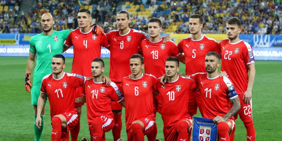 Heroj Srbije odmara: Puši tompus i uživa na gliseru, a tri godine je bez kluba