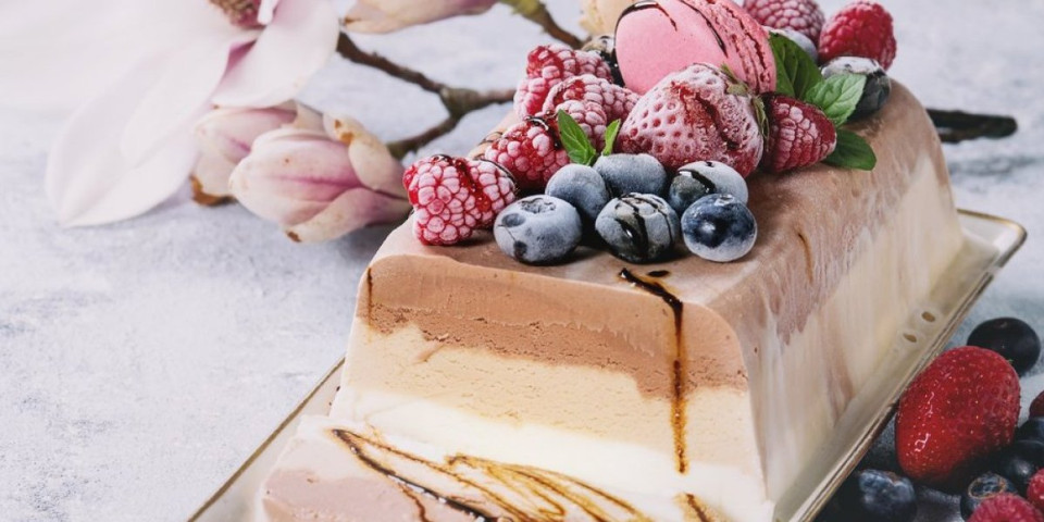 Torta koja nestaje za tren: Kremasti ledeni desert kome niko ne može da odoli