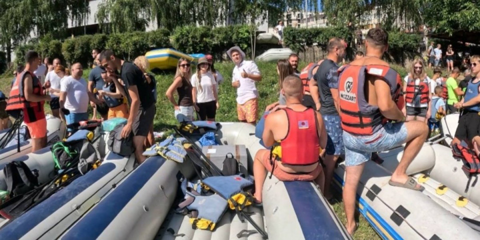 Luda žurka ustalasala reku Lim: Regata nastavila dve decenije uspešnu tradiciju!