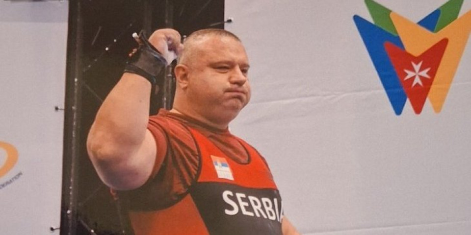 Smiljanić pokorio Evropu: Podigao 220 kilograma iz prvog pokušaja i osvojio zlato