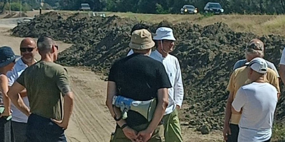 Oglasile se "Srbijavode": Bezbednost građana ne sme biti predmet političkih i medijskih manipulacija (FOTO)