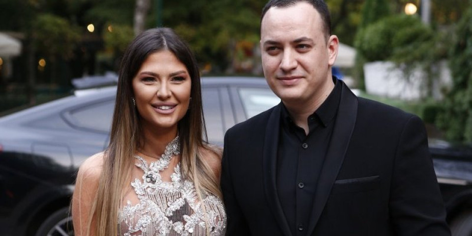 "On je prvi insistirao!" Ana Radulović po prvi progovorila o razvodu od Mirčeta: "Roditeljima sam rekla da on izlazi..."