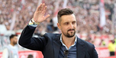 Zdravko Kuzmanović u provodu sa provokatorom Džakom? Žena otkrila šta se desilo