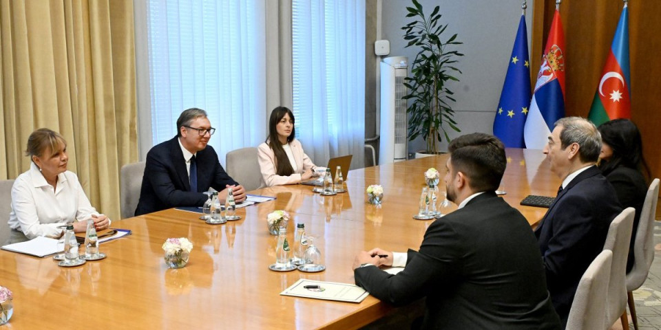 Vučić se sastao sa ambasadorom Azerbejdžana i Španije: Oproštajne posete u znaku prijateljskih odnosa (FOTO)