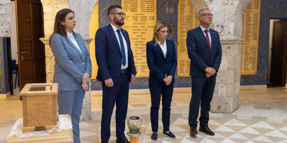 "Eto naše dece": Ministarka u Prebilovcima