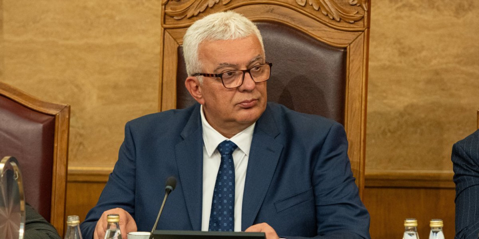 Potez očajnika ili nova prevara?! Mandić traži novo srpstvo jer od starih obećanja nije ispunio ništa